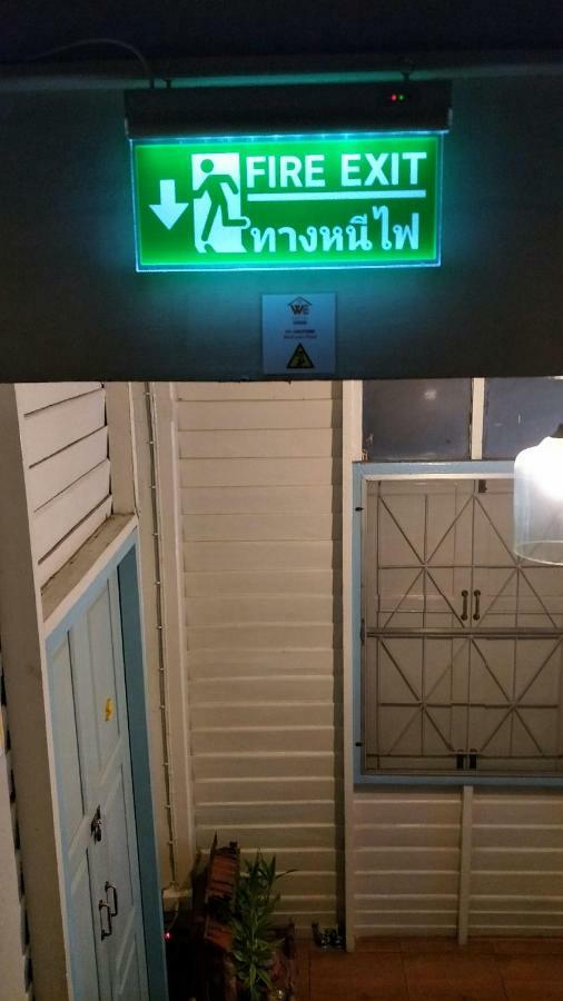 We Hostel Bangkok Exterior foto